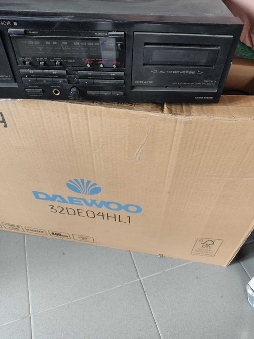 Deck duplo de cassetes