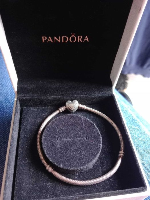 Vendo pulseira pandora