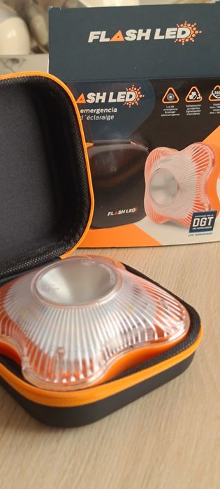 Flash LED Hazard Warning Sign "Triangular Type"64564107091202123