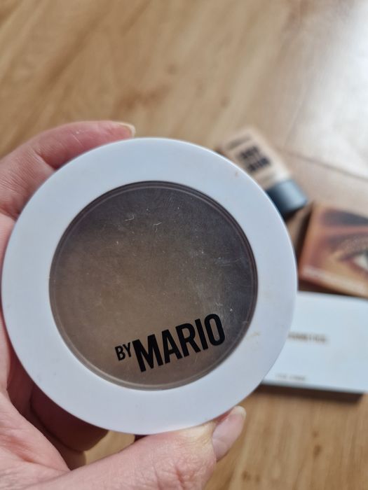 Kremowy bronzer Makeup by Mario w odcieniu medium