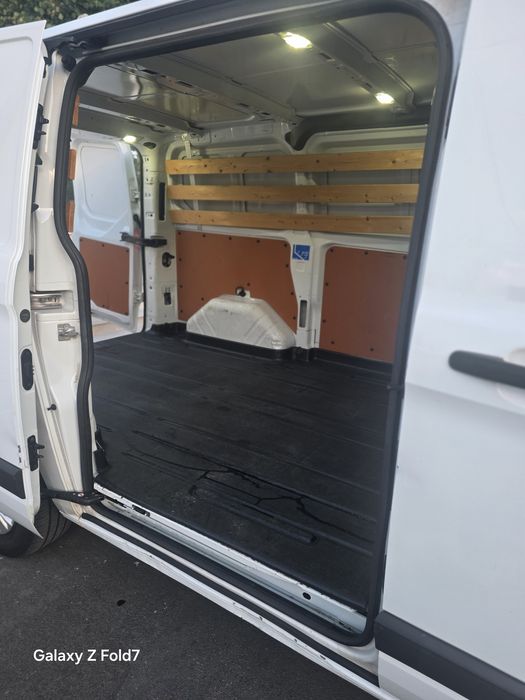 Ford transit 2.2TDCi custon ano2015 Inspeção 8/2027 pneus novos Bataria nova ar condicionado Aceito retomas