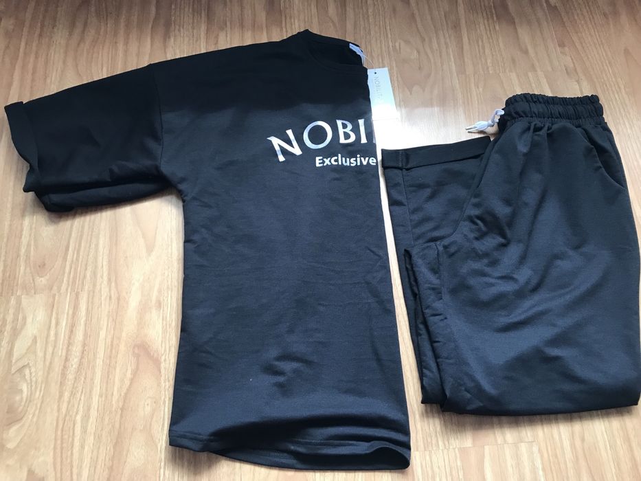 Новий жіночий костюм