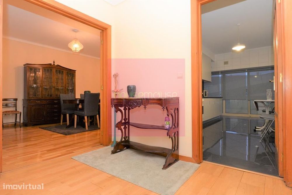 Apartamento T 2 Mobilado