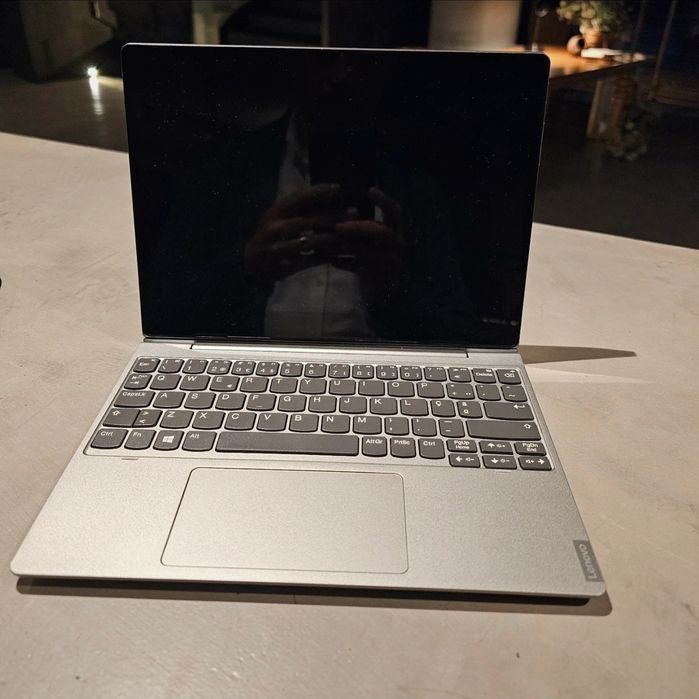 Lenovo IdeaPad Duet Chromebook 10.1" – Tablet e Portátil 2-em-1