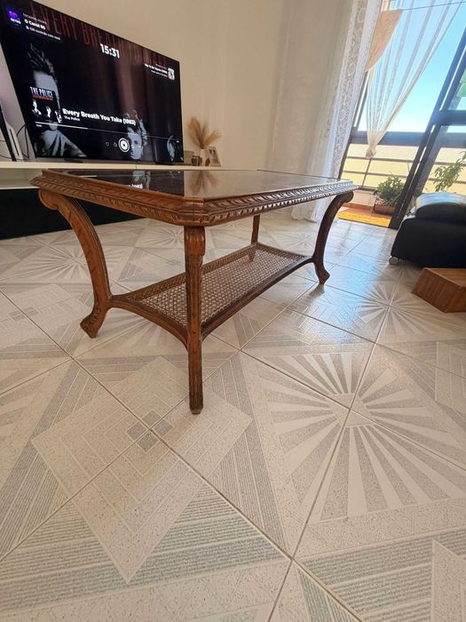 Mesinha de Centro em Madeira – 40€