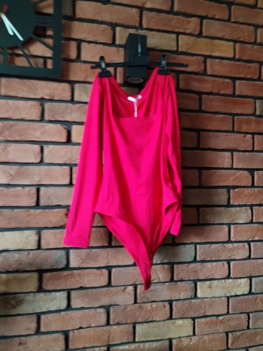 Fajne NOWE body XS-S, czerwone
