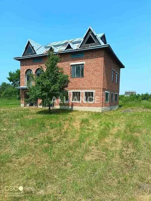 Продам будинок в Тисмениці З наповненням готовий до ремонту