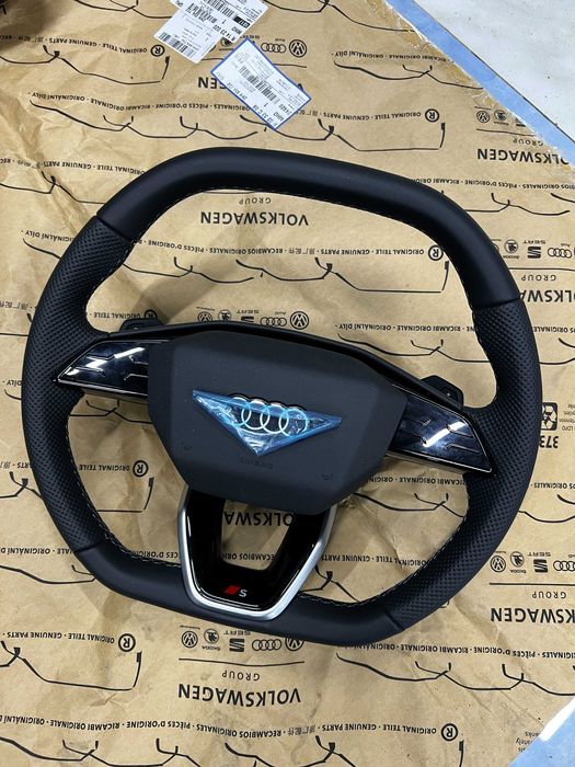 Руль новий Audi Q6 etron