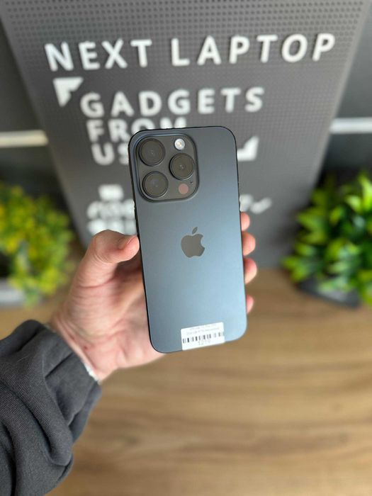 Apple Iphone 15 Pro 256 GB Black Titanium Neverlock esim