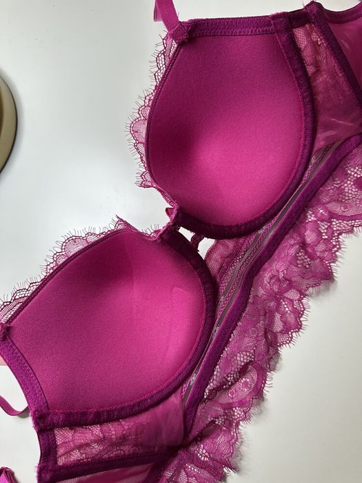 Бюстгальтер 70Е  Hunkemoller