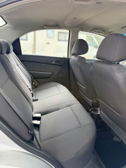 Chevrolet Aveo 1.2 com AC 140 mil kms