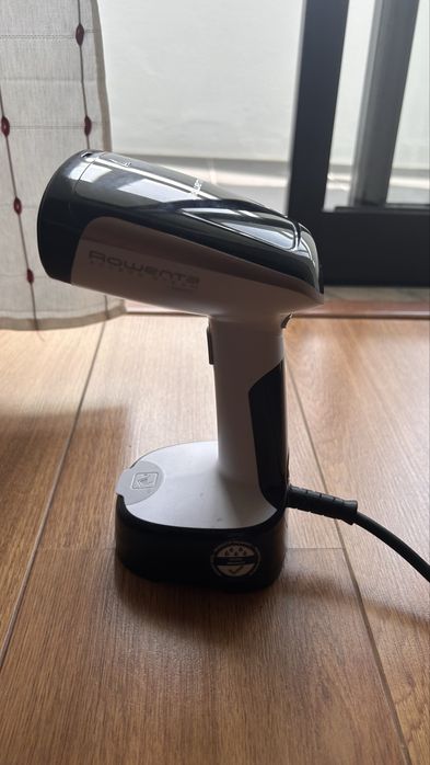 Ferro a Vapor Vertical Rowenta DR3030D1