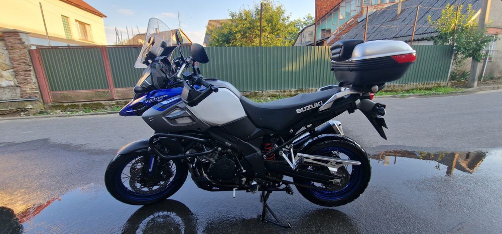 Suzuki v-strom 1000