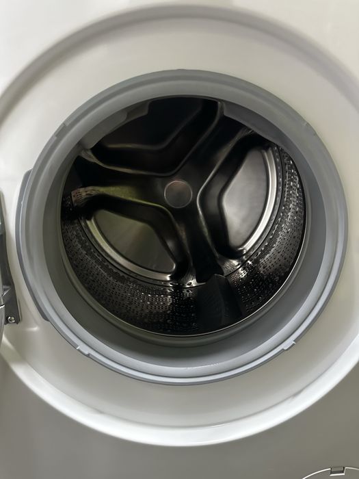 Пральна машина Bosch /А+++ / 9 кг/I-DOS/ EcoSilenceDrive /SpeedPerfect