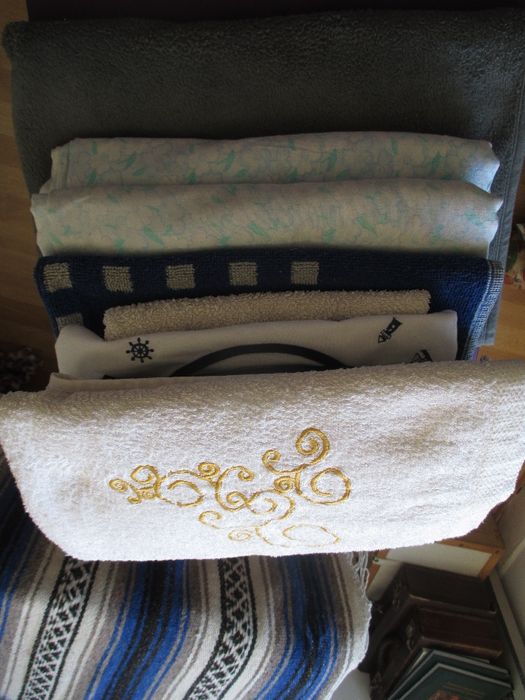 Conjunto de lençóis+fronha+pijama (38/40)+manta nova+toalha grande+toa