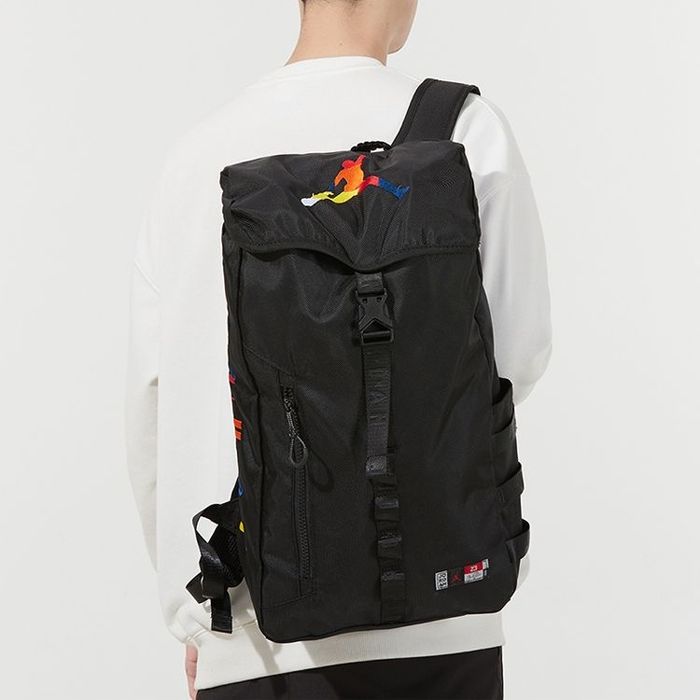 Міський рюкзак у стилі Jordan — хіт продажу