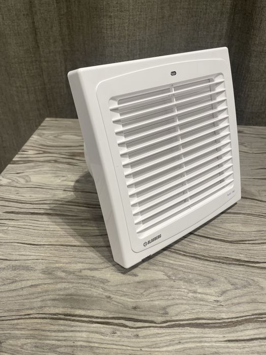 Витяжний вентилятор Blauberg Auto 150, новий, з дефектом