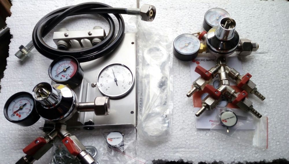 Редуктор б/у регулятор давления пивной углекислотный СО2