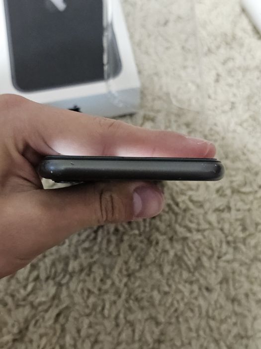 Iphone 11 Neverlock Гарний стан