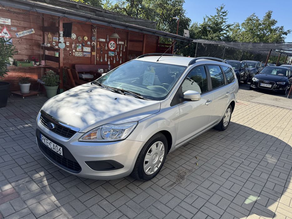 Ford Focus 1.6 101 KM sprowadzony 2009 zarejestrowany zimowki