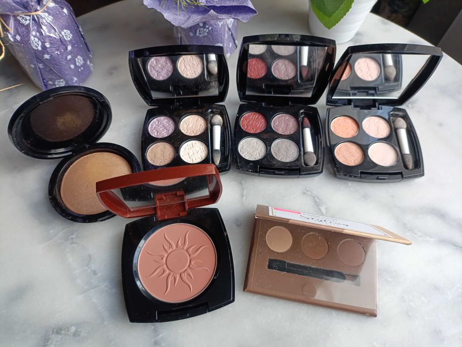 Пудра, помада, тени, румяна, тональная основа, карандаш, блеск