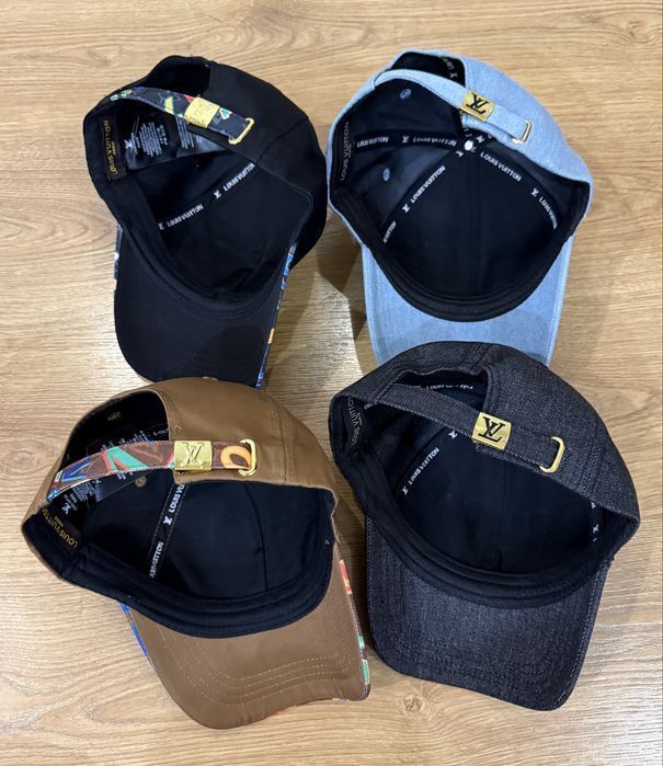 Кепка LV чорна синя Louis Vuitton