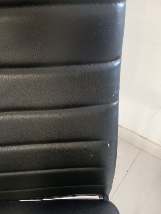 Vendo mesa vidro com cadeiras