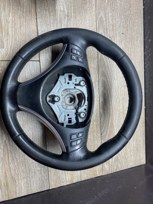 Руль BMW E90 e82 e87 f30