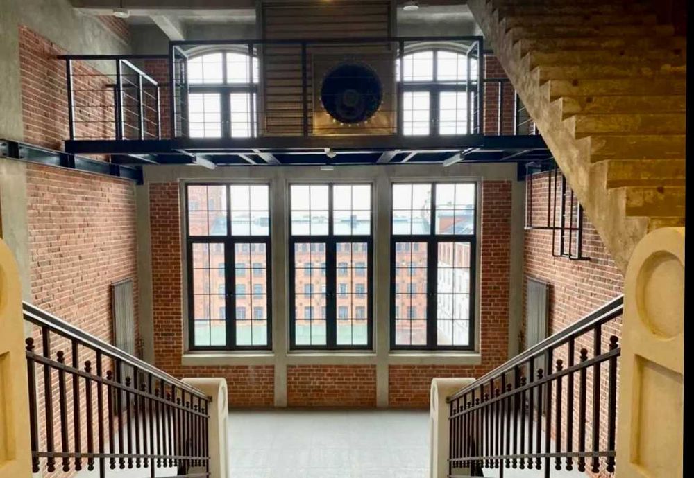 Bezpośrednio klimatyczny LOFT - 110 m 2 + 36 antresola w Żyrardowie