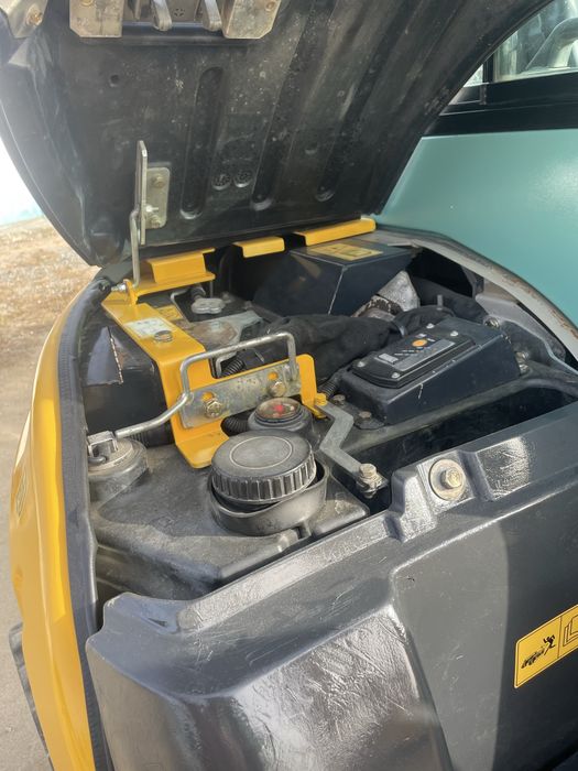 Mini giratoria yanmar vio 50