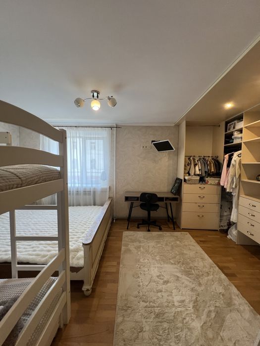 Продаж ексклюзивної 2 к квартири в центрі міста