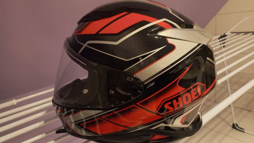 Kask motocyklowy shoei