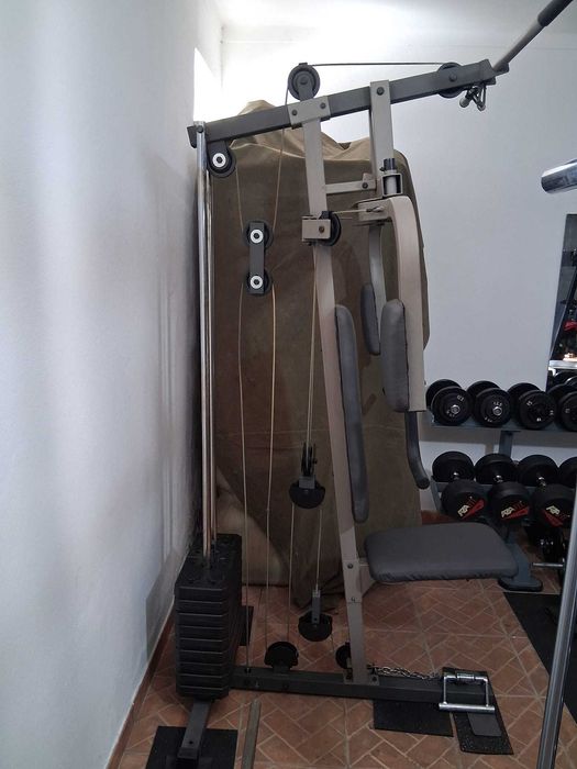 Máquina de ginásio multifunções
