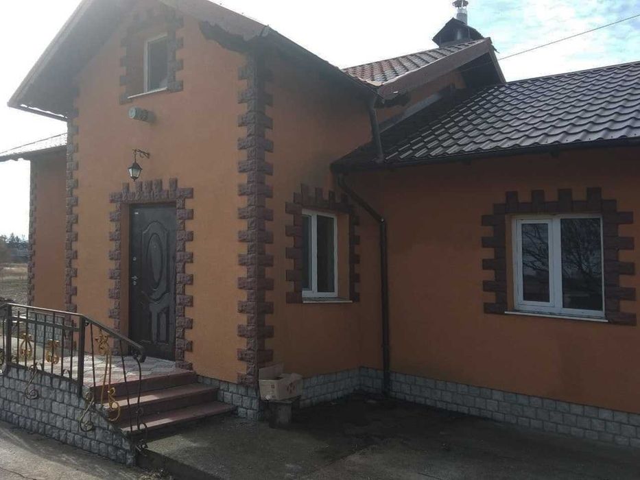 32 сот, Дом 175м2 со своим причалом с. Пинчуки, Васильковский район
