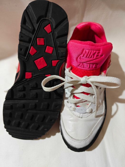 кросовки NIKE AIR MAX bw жіночі