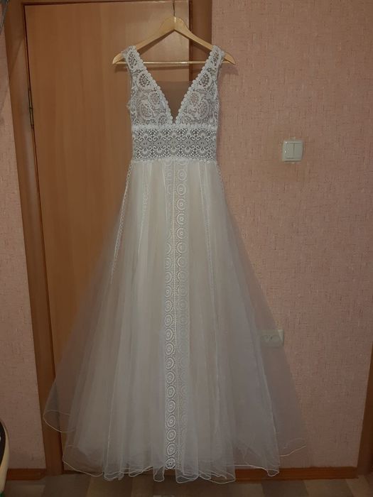Весільна сукня...