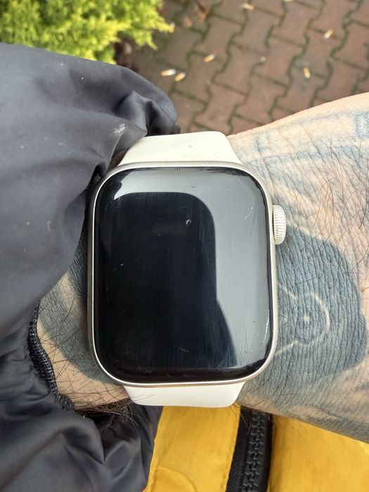 Apple Watch 8 41 mm kondycja 85% ładny
