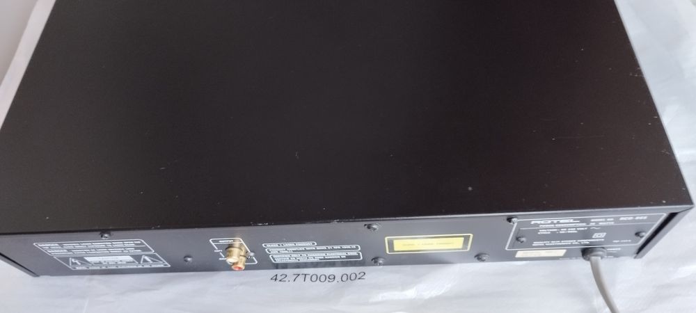 Rotel RCD-865 CD Compact Disc Player