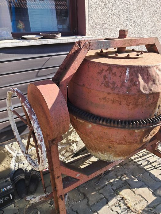 Betoniarka  budowlana