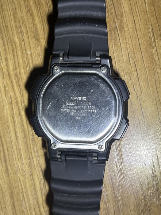 Чоловічий годинник Casio AE-1000W