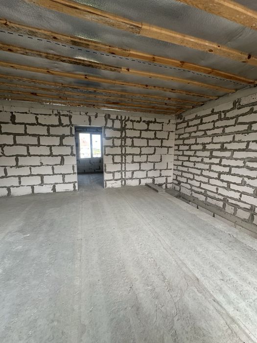 Продаж таунхауса на Летрі(Таращанський масив), можливий продаж по програмах.