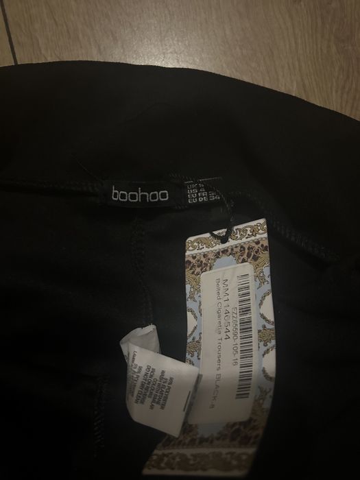Spodnie nowe Boohoo 34