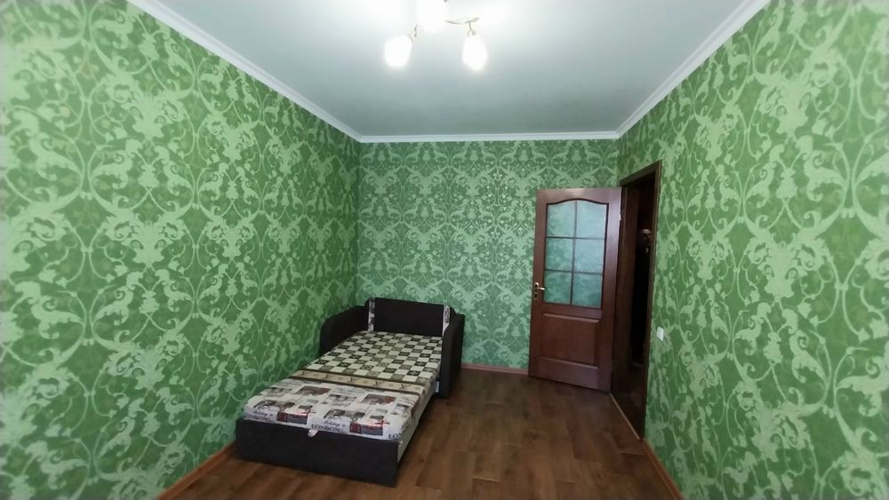 Сдаю 2 комнатную квартиру в новострое! Район Французского бульвара.