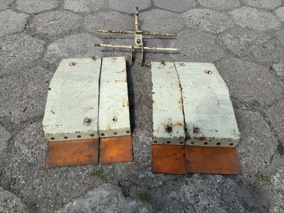 Błotniki do glebogryzarki do dzika traktorka Fortschritt E930, E931 org DDR wysyłka