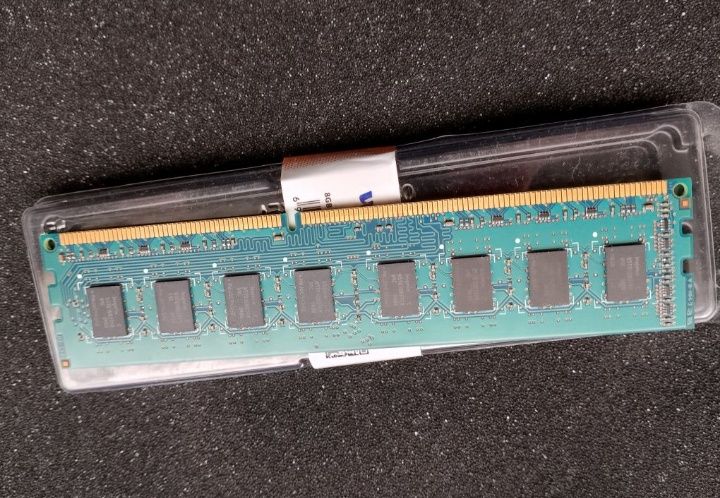 Memória 2GB 1333 DDR3