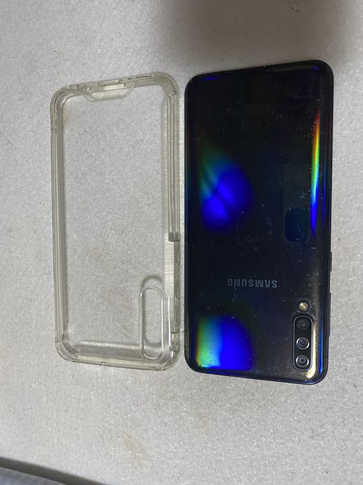 Samsung A50 com capa e película