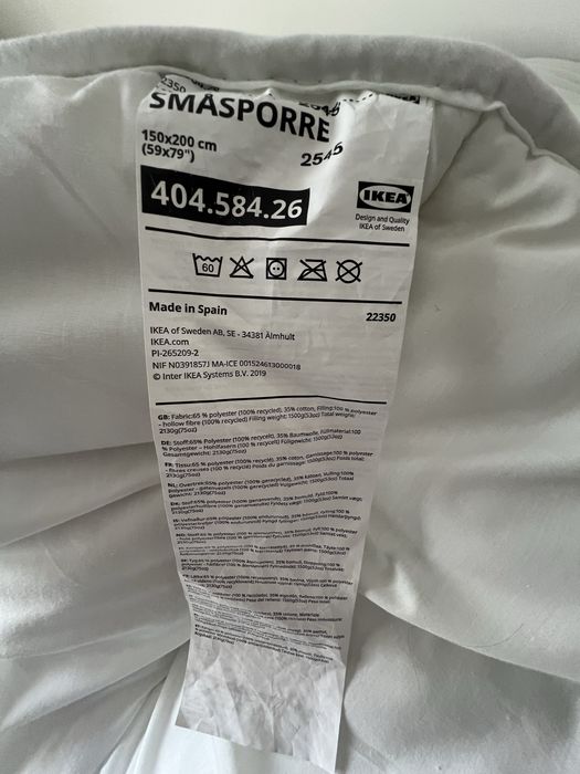Cama ikeia com estrado e colchão