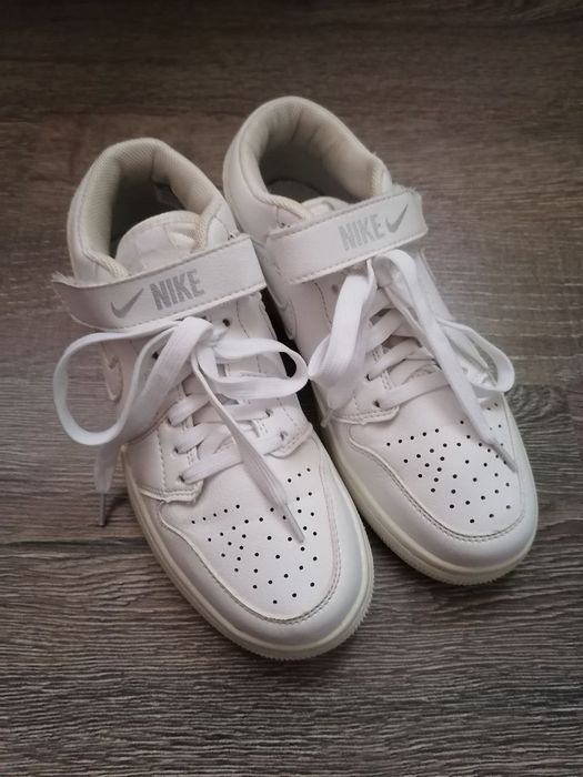 Кроссовки Nike Jordan