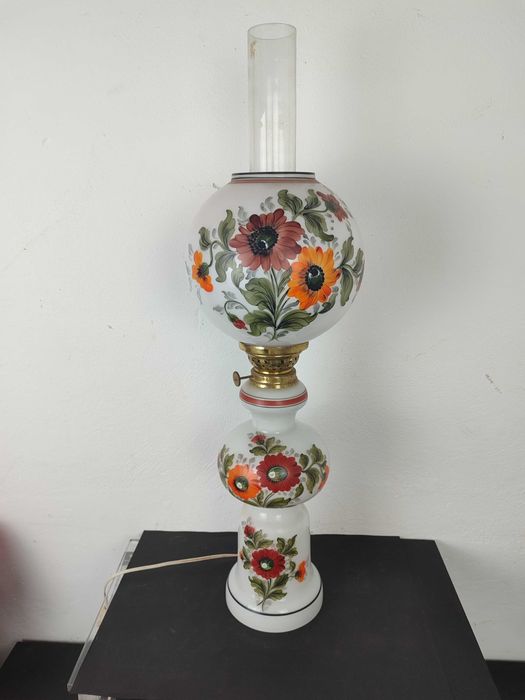 Candeeiro em vidro pintado