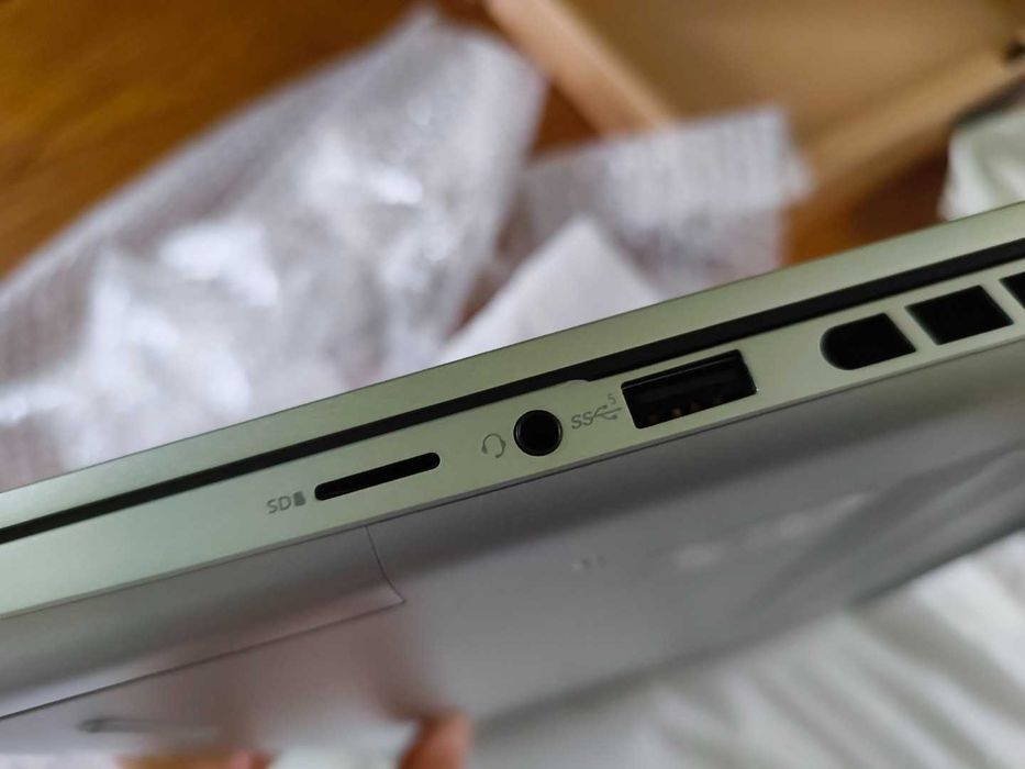 Laptop Dell Inspiron 7630